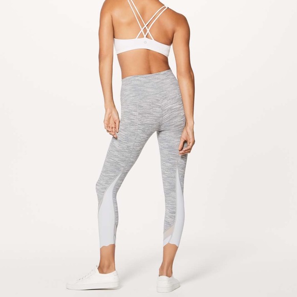 lululemon WunderUnder Crop Special Edition Scallop - Picture 2 of 5